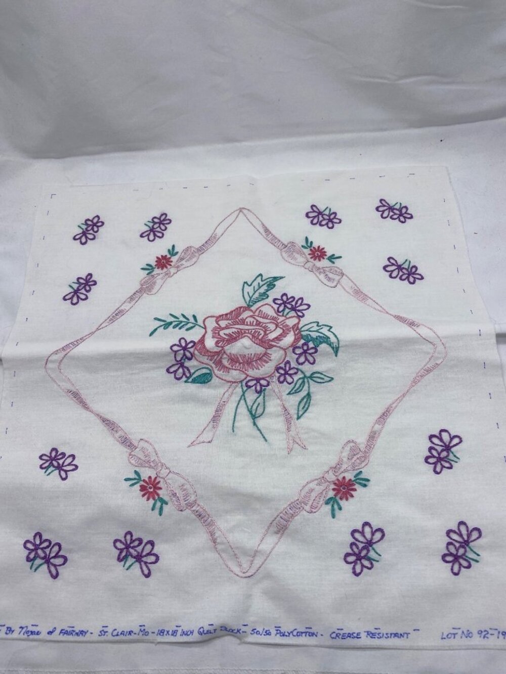 Floral Embroidered Quilt Block Polycotton St. Clair Lot No. 92-796 Crease-Resist